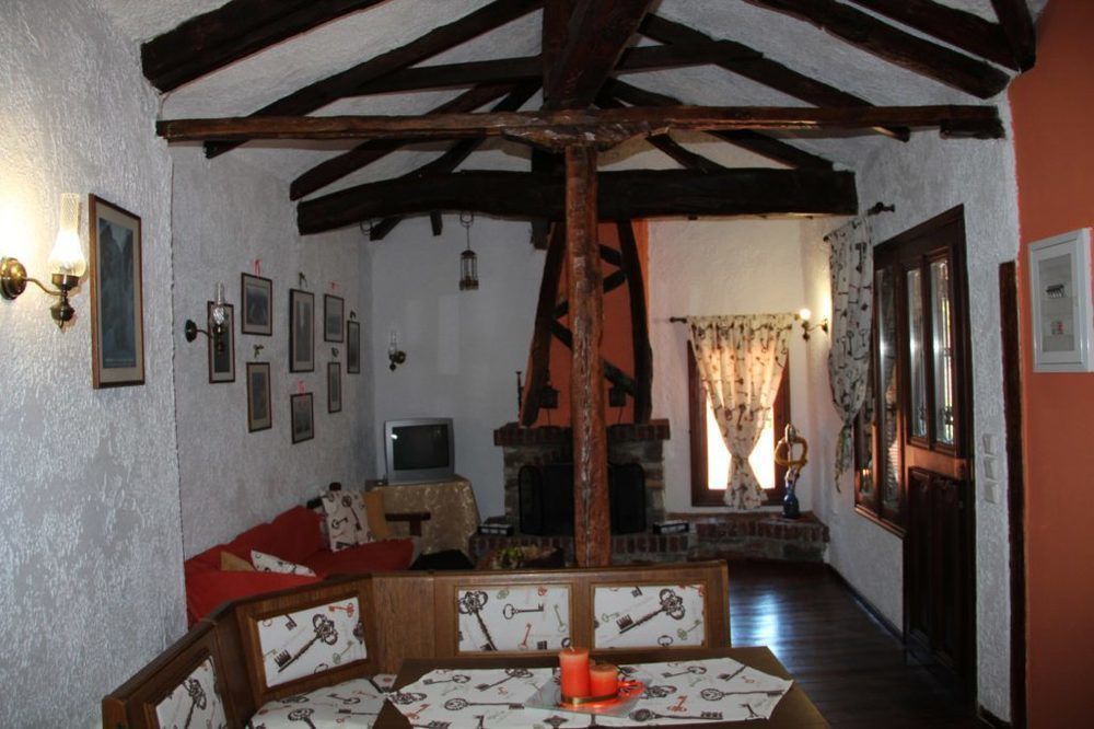 Guesthouse Xenios Zeus Stavroupoli Exterior foto